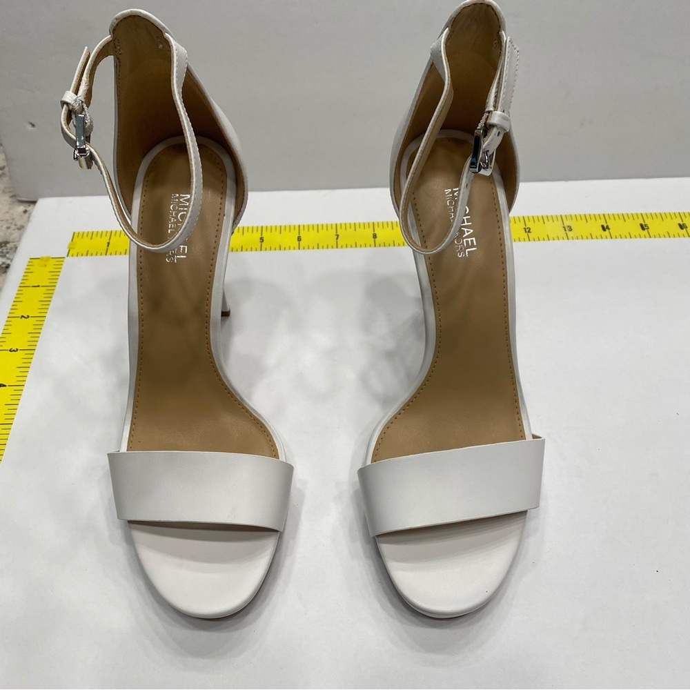 Michael Kors NIB Hutton high sandal optic white size 7